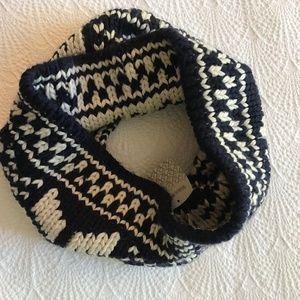 Heavy Knitted Infinity Scarf